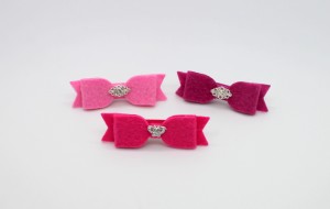 Large single bow with pearl