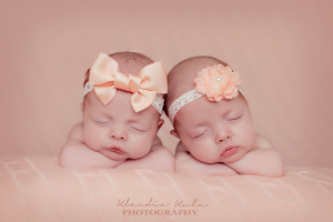 Peach flower with pearl on a lace band