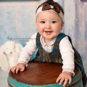 Single large bow with rhinestone on ivory lace- various colours